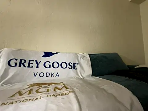 mouser21212 online show from November 1, 2025, 12:29 pm