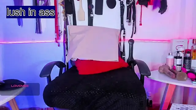 LucyStrike  online show from March 9, 2026, 10:36 pm