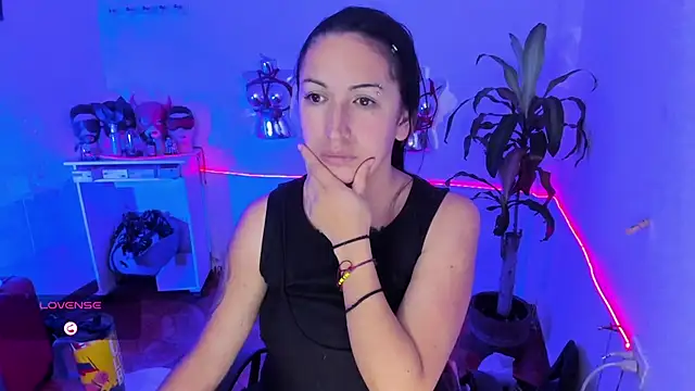 LucyStrike  online show from July 17, 2026, 1:56 am