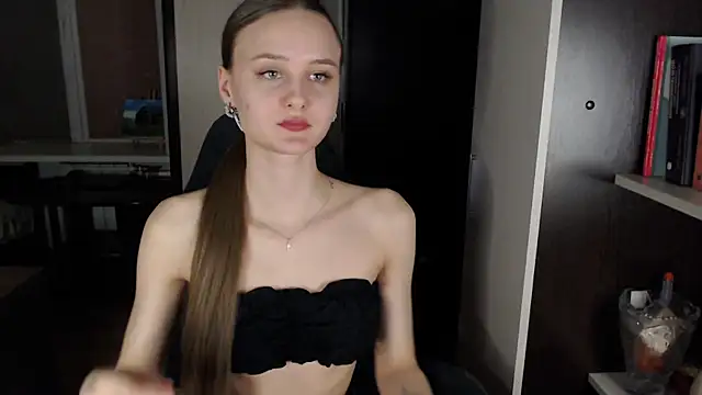  Sansa stark  online show from March 1, 2025, 2:44 pm