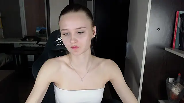  Sansa stark  online show from March 2, 2025, 1:27 pm