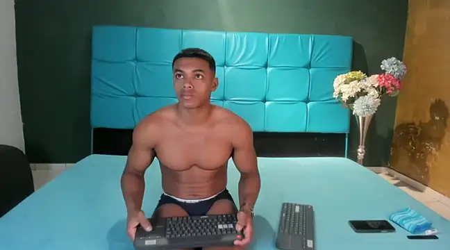 SexyBigCock01 online show from February 10, 2025, 1:44 pm