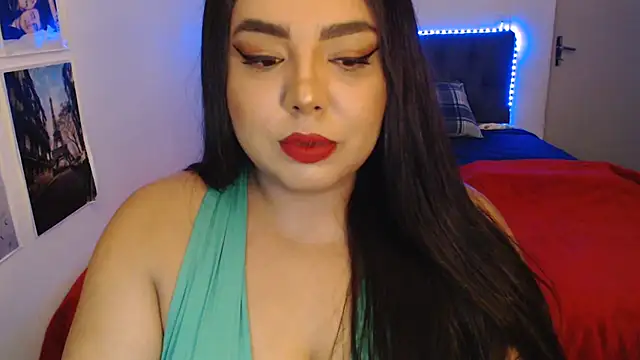 Snapshot of Internacionalist7 chatting on February 10, 2025, 7:28 pm Internacionalist7 online show from February 10, 2025, 7:28 pm