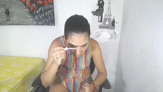 KamileLatinasexy online show from June 3, 2026, 4:48 am