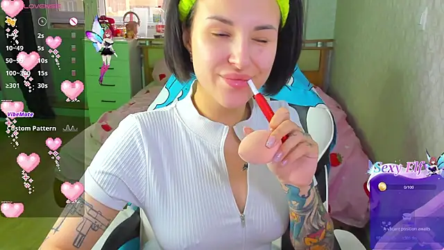 folinskayyya online show from March 18, 2026, 4:15 am