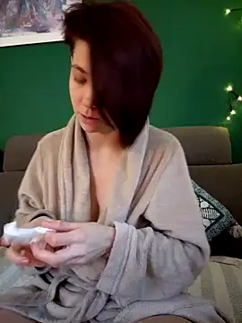 Snapshot of Loona-Lexxington chatting on February 1, 2025, 7:57 am Loona-Lexxington online show from February 1, 2025, 7:57 am