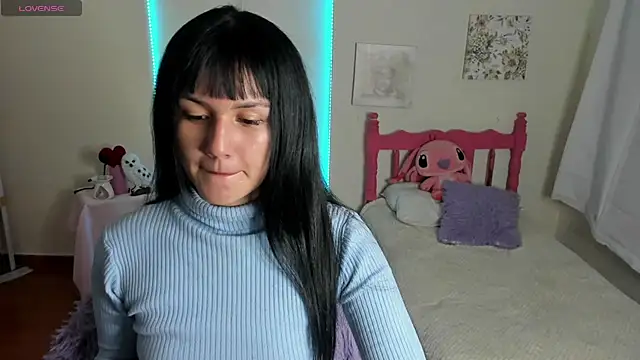 Snapshot of cute_roxy chatting on March 5, 2025, 2:36 am cute roxy online show from March 5, 2025, 2:36 am