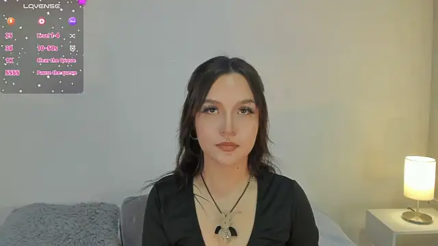 isa molly online show from March 13, 2025, 8:54 pm