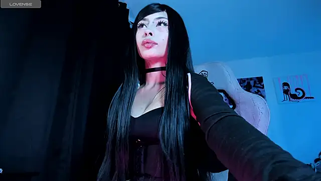 satanbabee online show from June 12, 2026, 10:52 pm