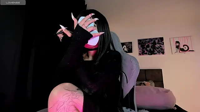 Snapshot of satanbabee chatting on July 1, 2026, 11:26 pm satanbabee online show from July 1, 2026, 11:26 pm