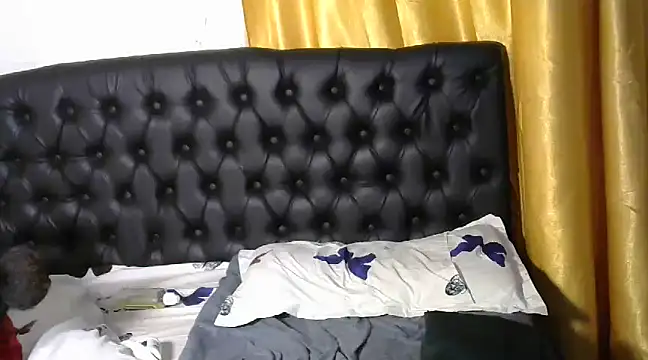 Ebonyxxmodel online show from February 25, 2025, 2:54 pm