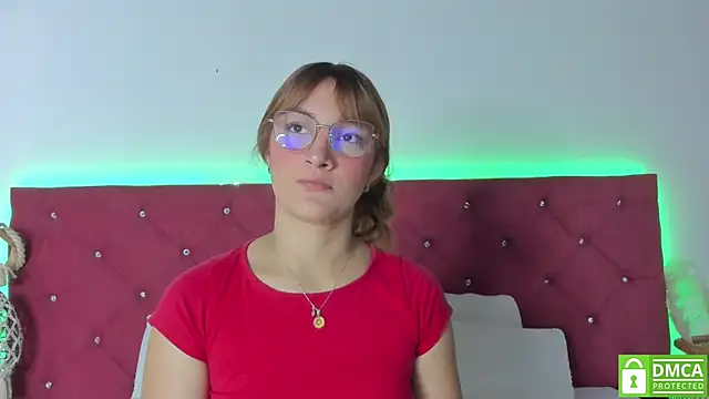 Ruth harvey  online show from December 5, 2024, 12:33 pm