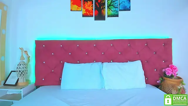 Ruth harvey  online show from September 19, 2025, 1:12 pm