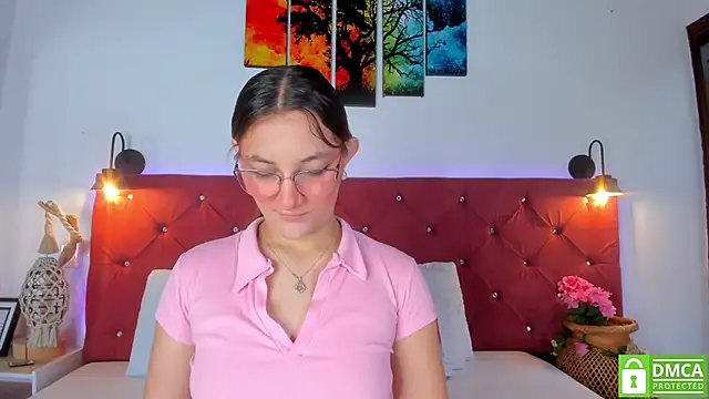 Ruth harvey  online show from October 12, 2025, 12:59 pm