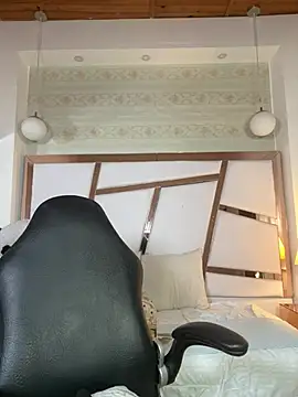 Snapshot of lizzy_jooss chatting on February 11, 2026, 1:10 am lizzy jooss online show from February 11, 2026, 1:10 am