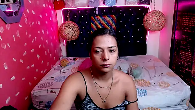 EmilyTsSweet online show from January 21, 2025, 2:05 pm
