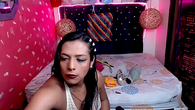 EmilyTsSweet online show from January 22, 2025, 10:48 pm