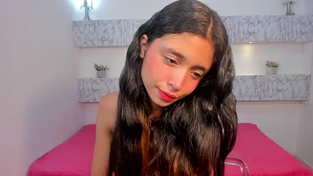 Ashleycooper21 online show from December 16, 2024, 9:52 pm