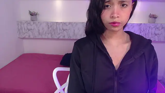 Ashleycooper21 online show from January 5, 2025, 11:01 pm