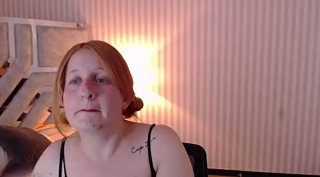 ViioletaMora online show from January 22, 2025, 10:59 pm