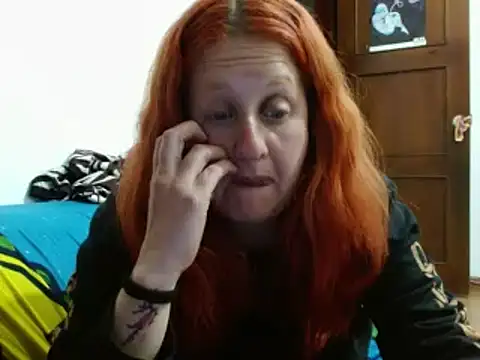 ViioletaMora online show from September 23, 2025, 4:04 am