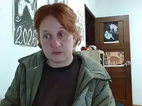 ViioletaMora online show from April 26, 2026, 4:21 am