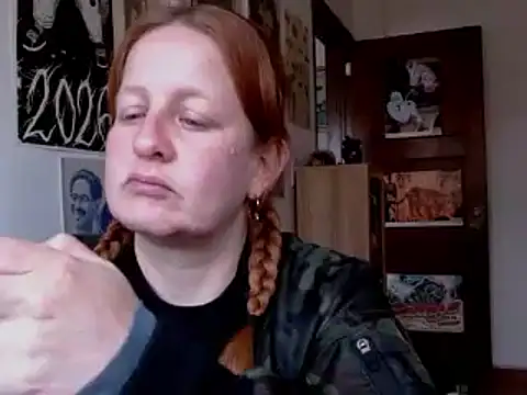 ViioletaMora online show from July 31, 2026, 8:52 pm