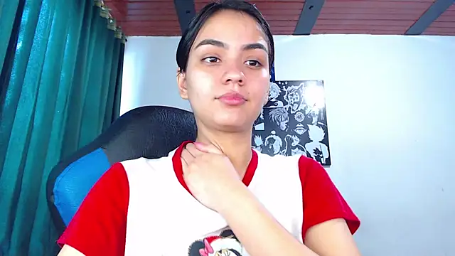 Ariel Zeo1 online show from December 18, 2024, 7:41 pm