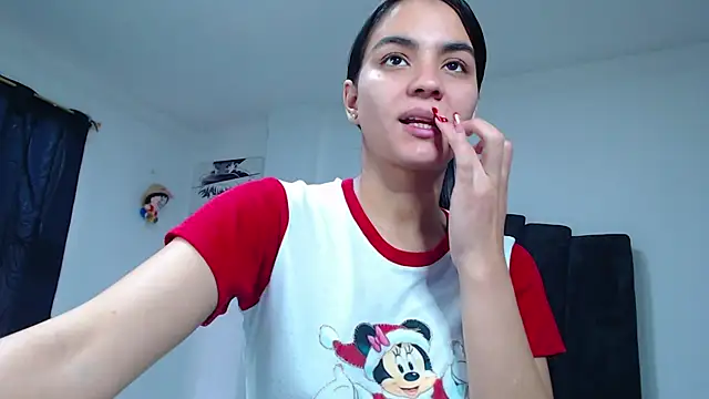 Snapshot of Ariel_Zeo1 chatting on November 15, 2025, 7:32 pm Ariel Zeo1 online show from November 15, 2025, 7:32 pm