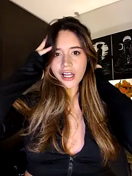 maliciaworld online show from October 21, 2025, 1:39 am