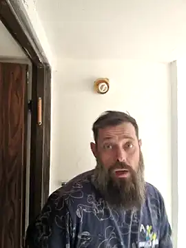 zefside42 online show from December 19, 2024, 11:50 am