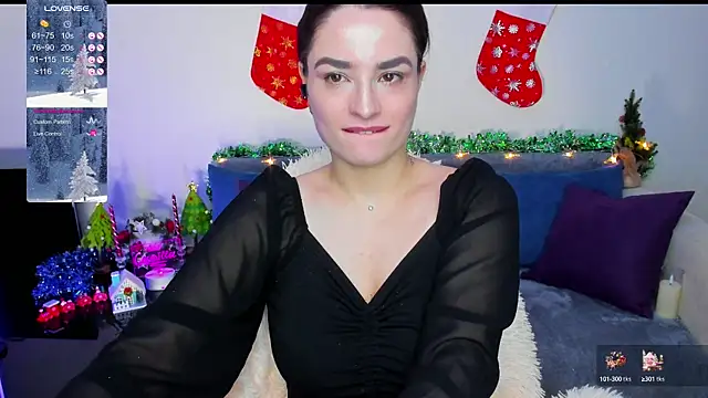 Snapshot of Camilla__one__ chatting on December 28, 2024, 5:44 am Camilla one online show from December 28, 2024, 5:44 am