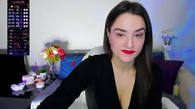 Snapshot of Camilla__one__ chatting on January 18, 2025, 2:25 am Camilla one online show from January 18, 2025, 2:25 am