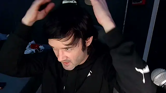 Stix Zadinia online show from December 4, 2025, 5:43 pm