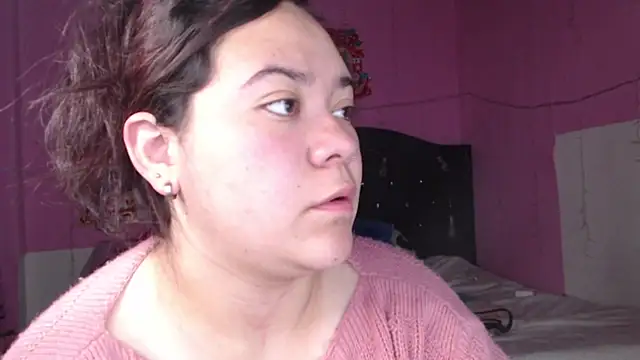 NikkiRous  online show from December 27, 2024, 1:18 pm