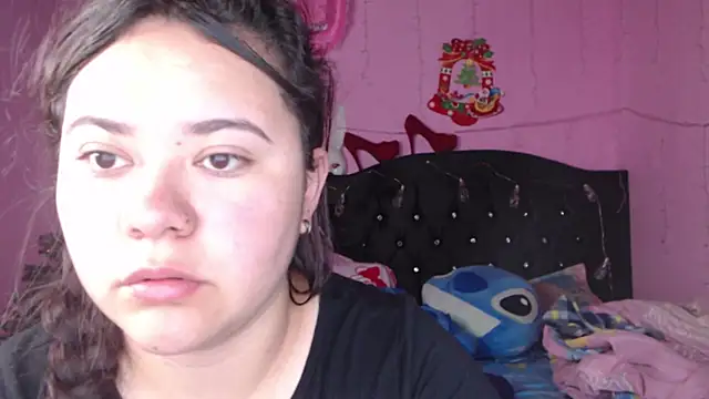 NikkiRous  online show from December 28, 2024, 1:28 pm
