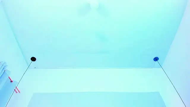 Snapshot of Emily_Gil1 chatting on January 17, 2025, 1:35 pm Emily Gil1 online show from January 17, 2025, 1:35 pm