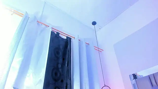 Snapshot of Emily_Gil1 chatting on January 31, 2025, 5:10 pm Emily Gil1 online show from January 31, 2025, 5:10 pm