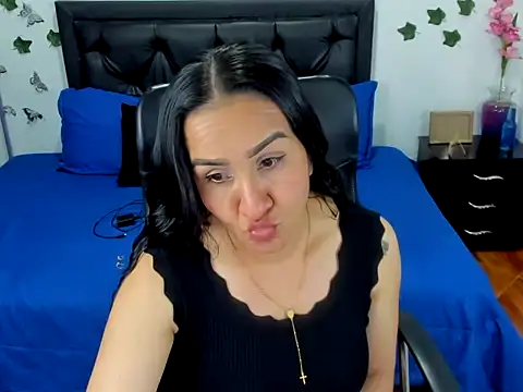 Violeta stilll online show from October 15, 2025, 6:52 pm