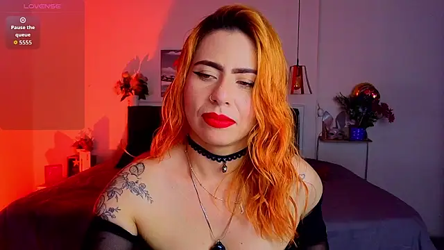 Dulce charlottee online show from October 7, 2025, 7:55 pm