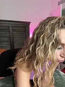 BrattyBae xo online show from January 10, 2025, 7:54 pm