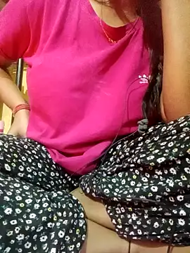 Snapshot of Im_Cute chatting on December 25, 2024, 9:54 pm Im Cute online show from December 25, 2024, 9:54 pm