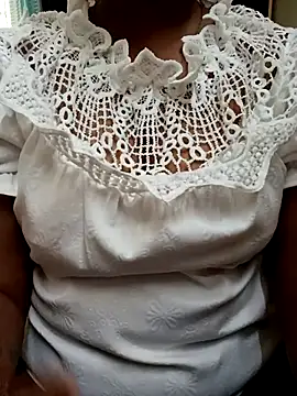 Snapshot of Im_Cute chatting on March 15, 2025, 8:37 am Im Cute online show from March 15, 2025, 8:37 am