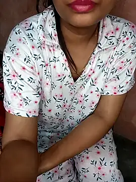 Snapshot of Im_Cute chatting on October 6, 2025, 6:38 pm Im Cute online show from October 6, 2025, 6:38 pm