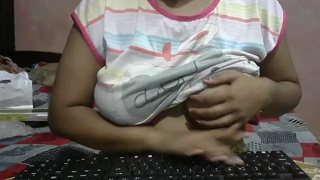 Snapshot of Im_Cute chatting on October 25, 2025, 7:30 pm Im Cute online show from October 25, 2025, 7:30 pm