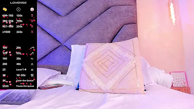 Snapshot of AilishBenson chatting on September 26, 2025, 9:08 pm AilishBenson online show from September 26, 2025, 9:08 pm