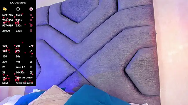 Snapshot of AilishBenson chatting on October 27, 2025, 7:51 pm AilishBenson online show from October 27, 2025, 7:51 pm