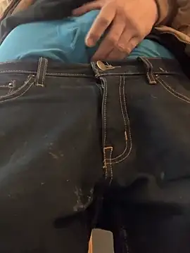 BIGWHITECOCKDOC36 online show from January 11, 2025, 2:58 pm