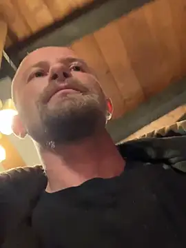 BIGWHITECOCKDOC36 online show from January 14, 2025, 9:13 am