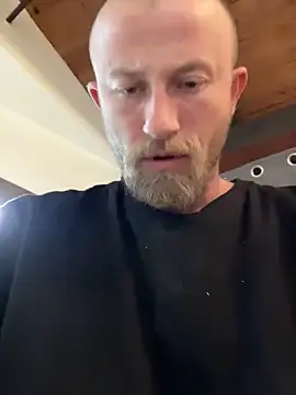 BIGWHITECOCKDOC36 online show from January 20, 2025, 11:24 am